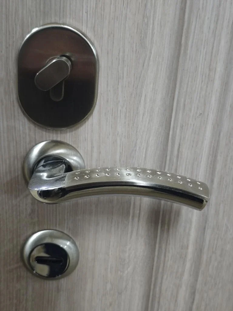 Трехконтурная входная дверь в квартиру 